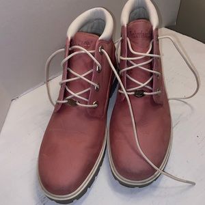 Woman’s Size 9M Timberland Light Pink Boots